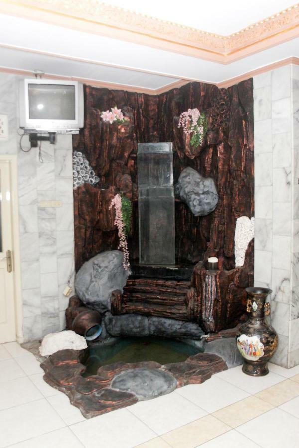 Hotel Wiwi Perkasa 2 Indramayu ภายนอก รูปภาพ