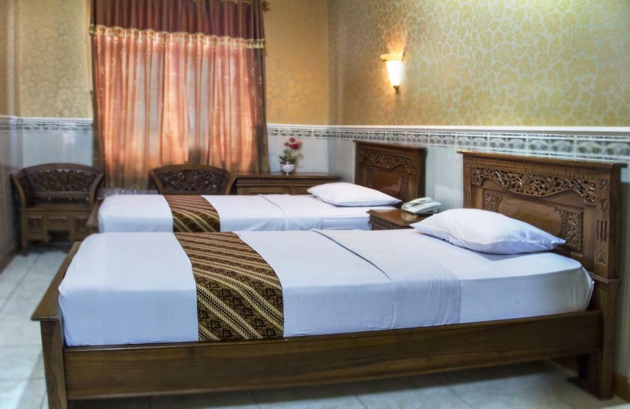 Hotel Wiwi Perkasa 2 Indramayu ภายนอก รูปภาพ